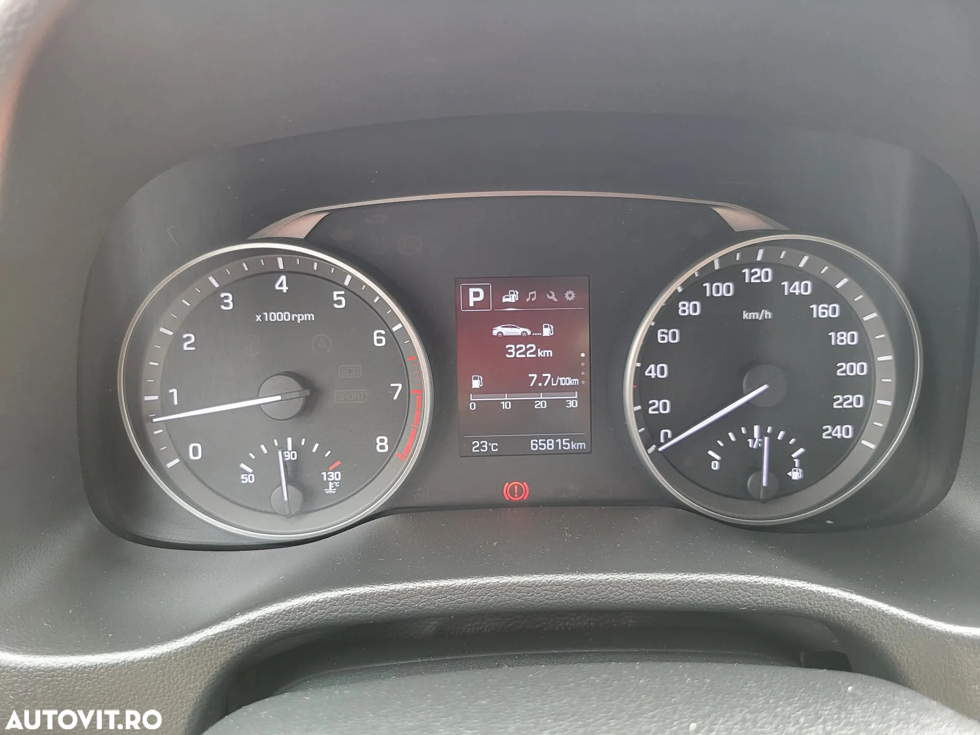 Hyundai Elantra 1.6 MPi Aut. Exclusive - 22