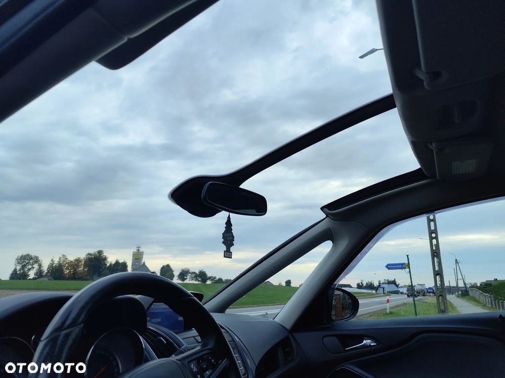 Opel Zafira - 11