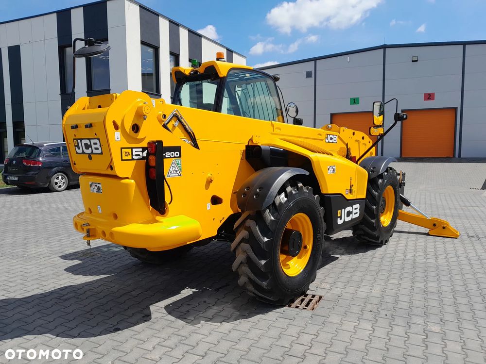JCB 540-200 2023r - 9