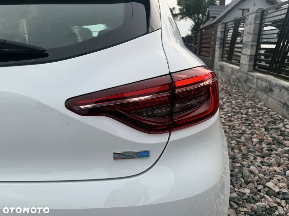 Renault Clio 1.6 E-TECH Equilibre - 11