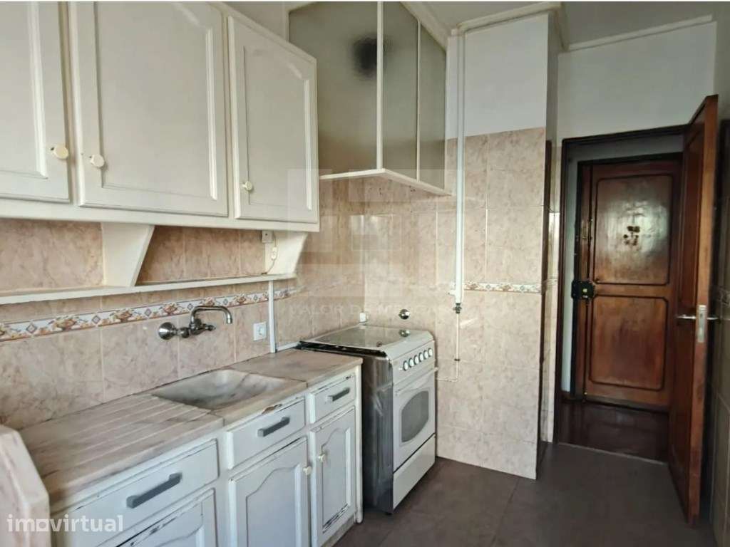 APARTAMENTO T2 - ODIVELAS - Grande imagem: 4/17