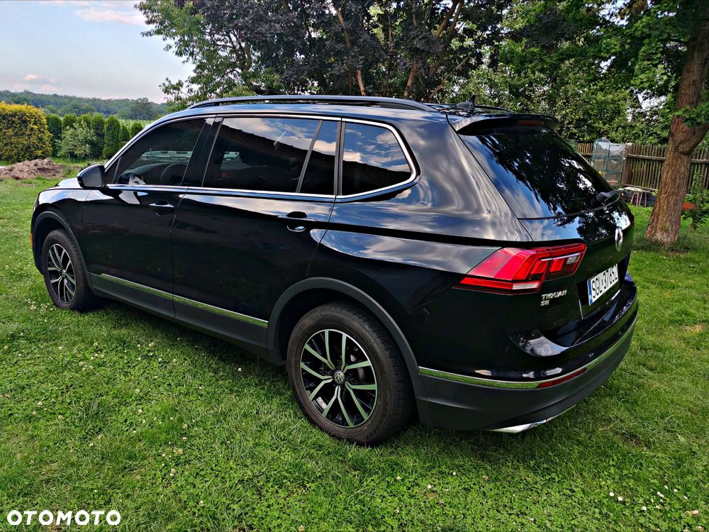 Volkswagen Tiguan - 10