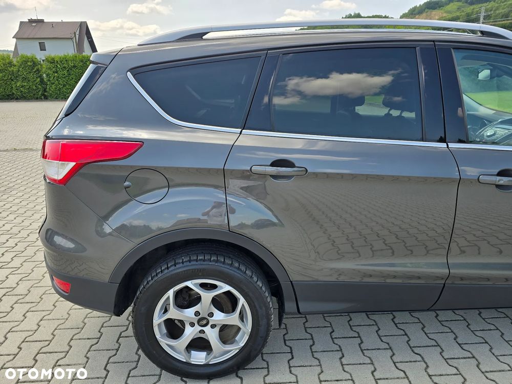 Ford Kuga 2.0 TDCi 4x4 Titanium - 36