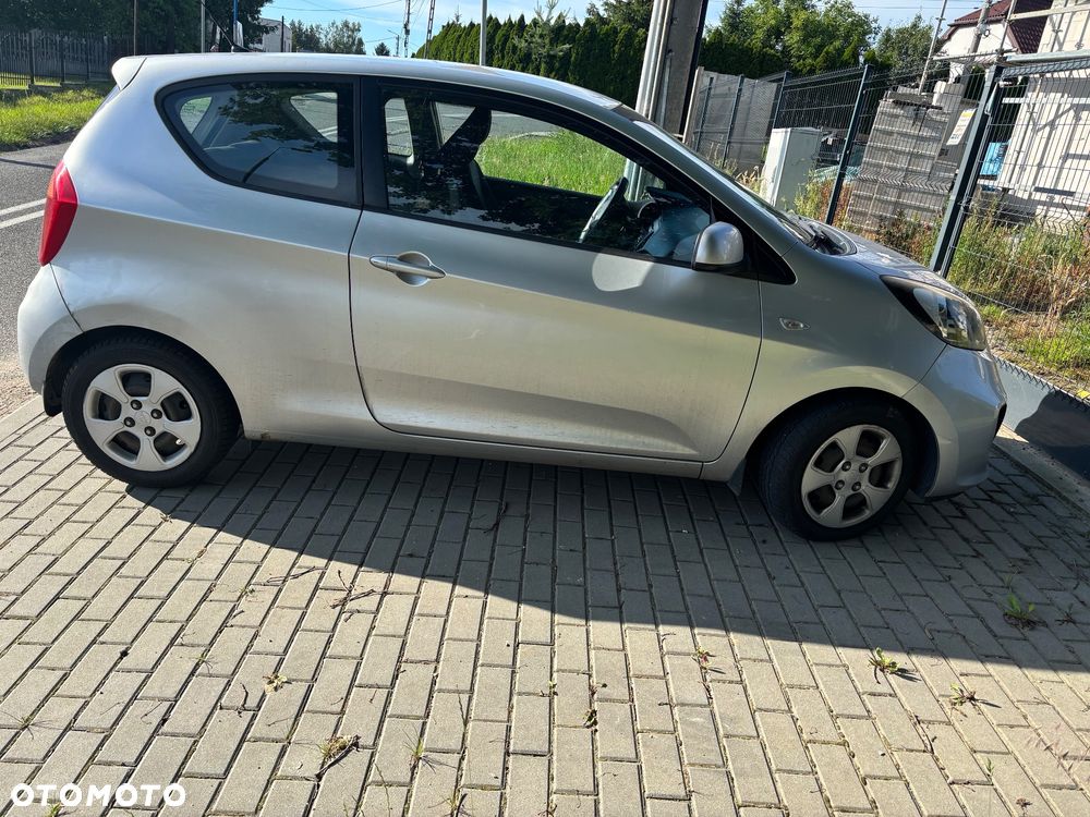 Kia Picanto 1.0 L - 1
