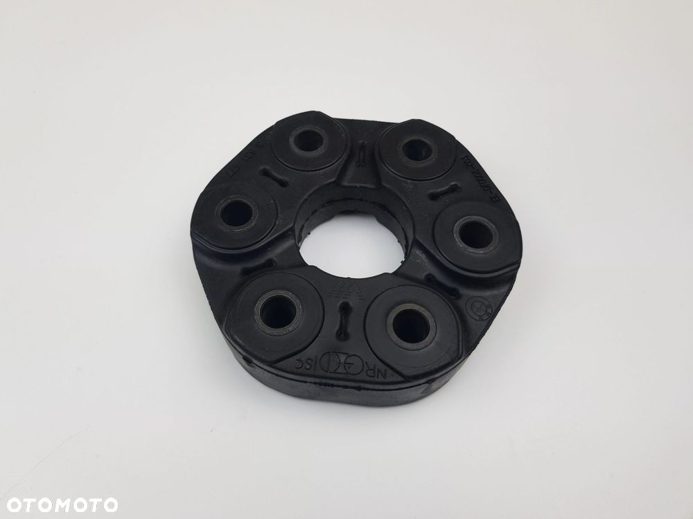 Przegub Guma Łącznik elastyczny wału BMW G20 G30 8681477 - 2