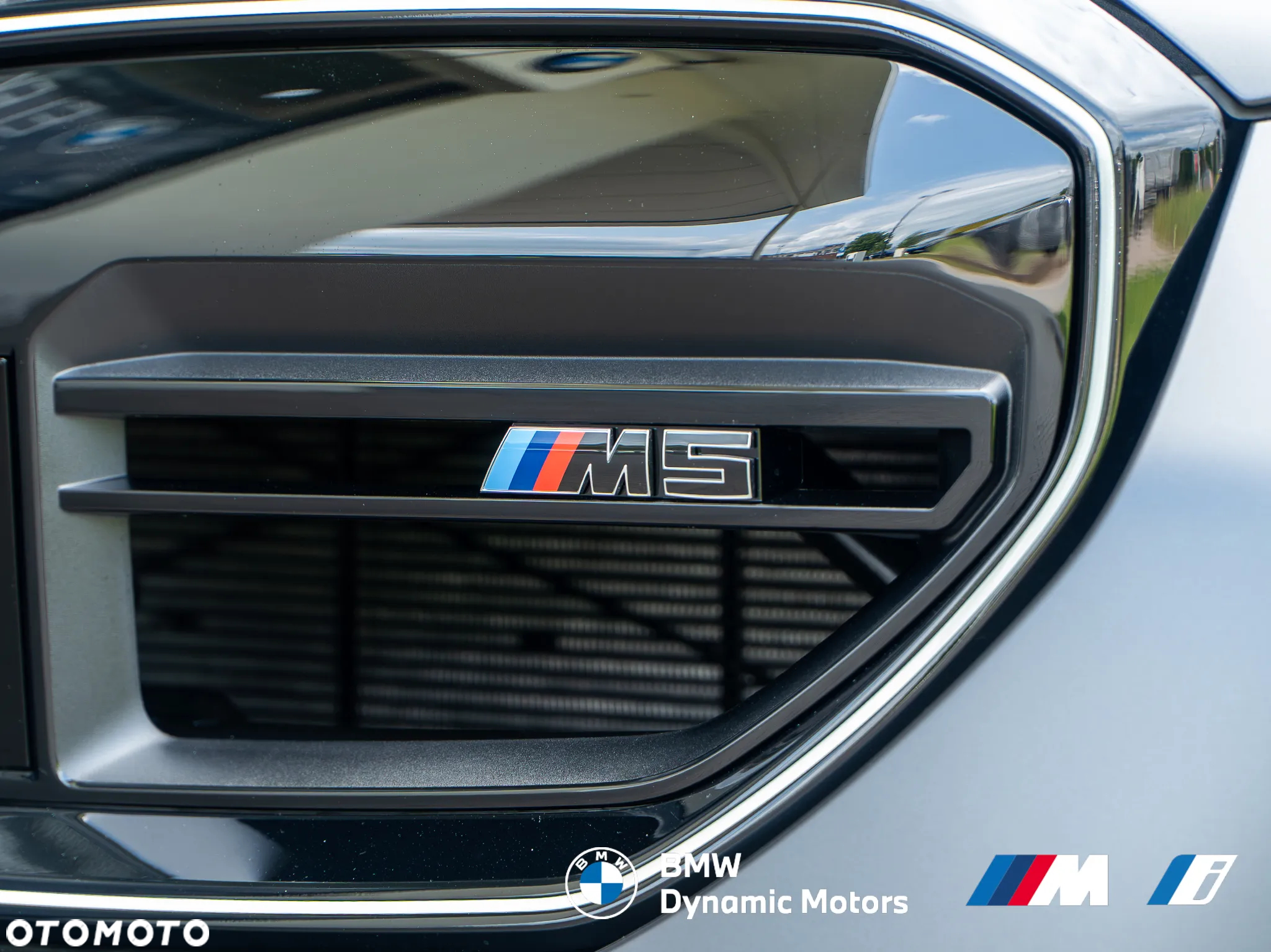 BMW M5 xDrive - 9