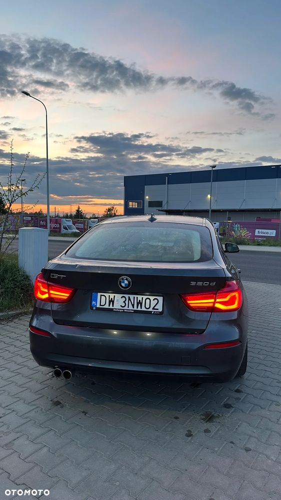BMW 3GT 320d Luxury Line - 5