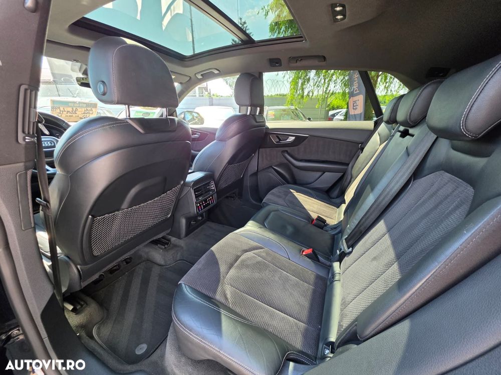 Audi Q8 - 14