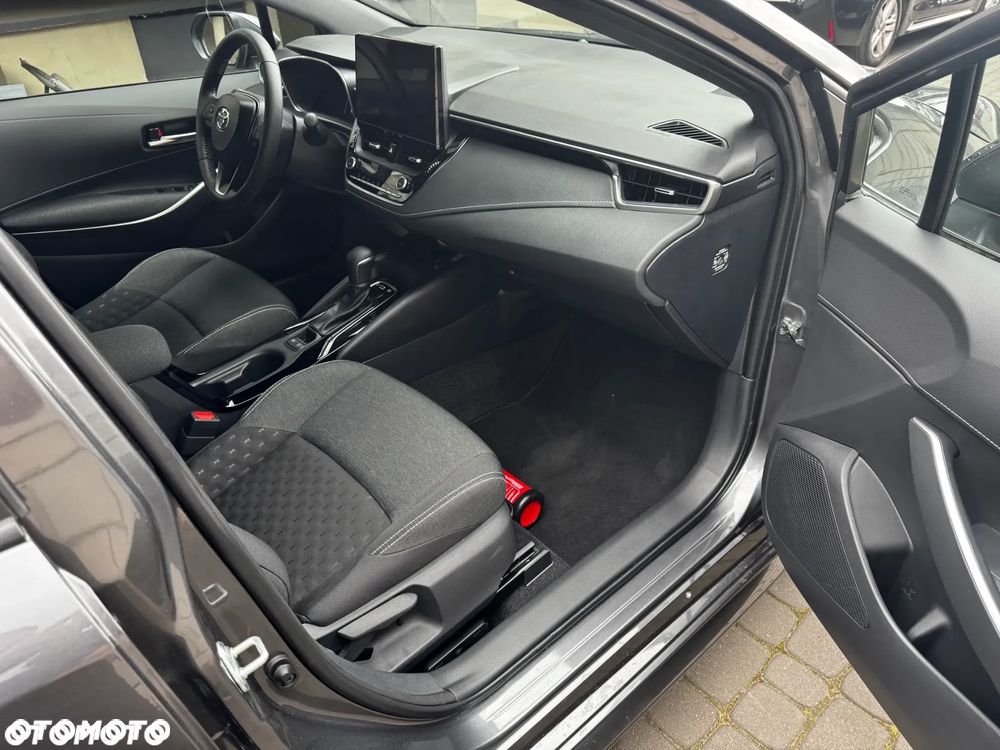 Toyota Corolla 1.8 Hybrid Comfort - 13