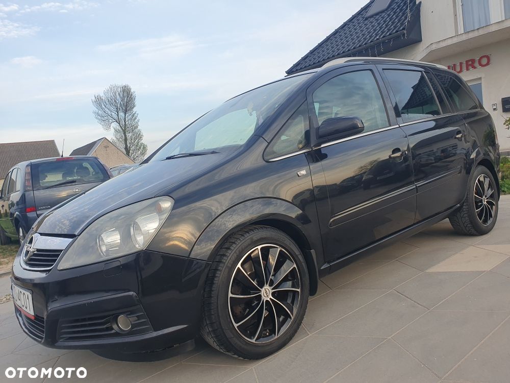 Opel Zafira - 1