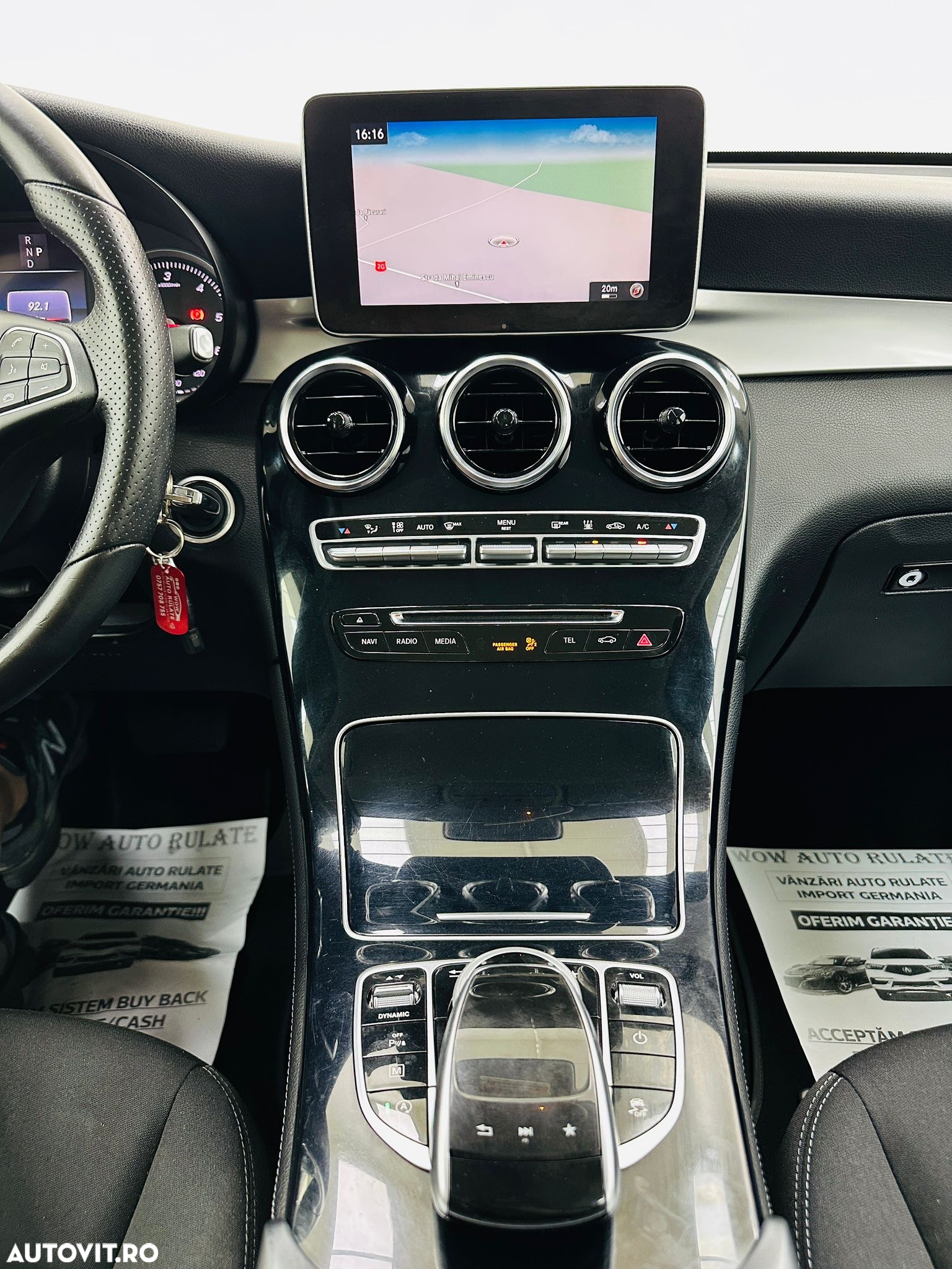 Mercedes-Benz GLC - 39