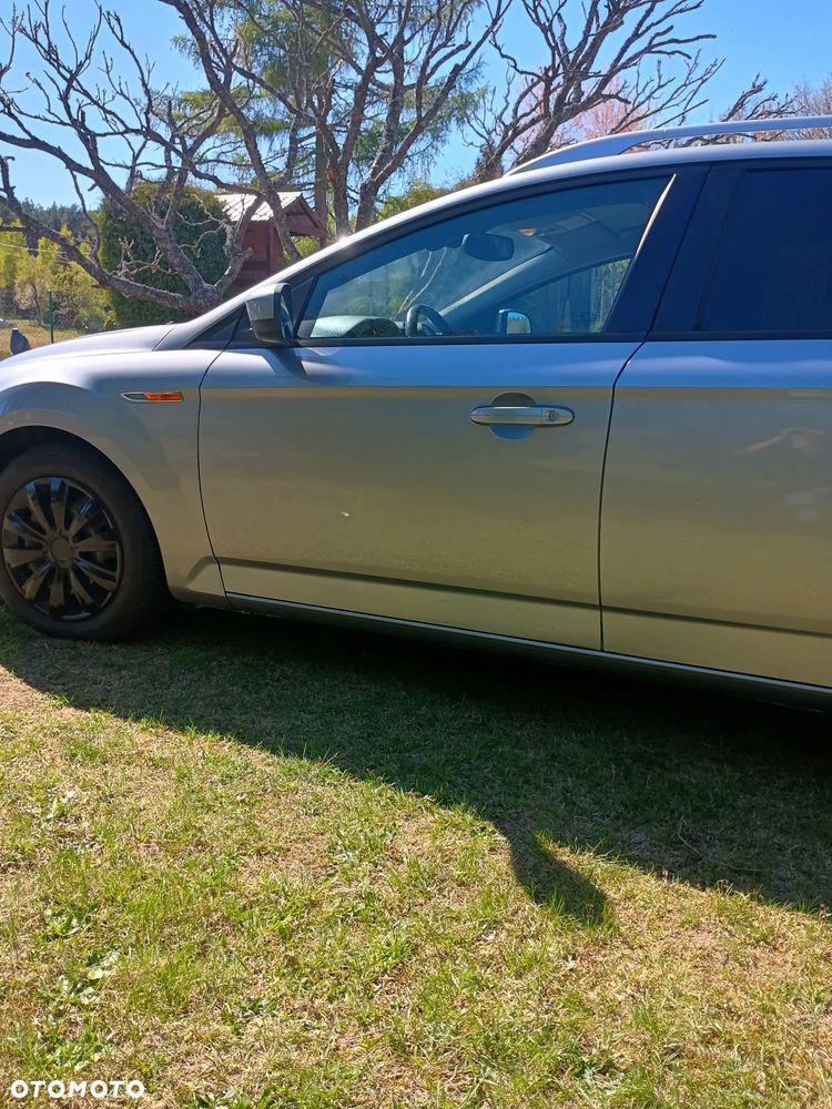 Ford Mondeo - 8