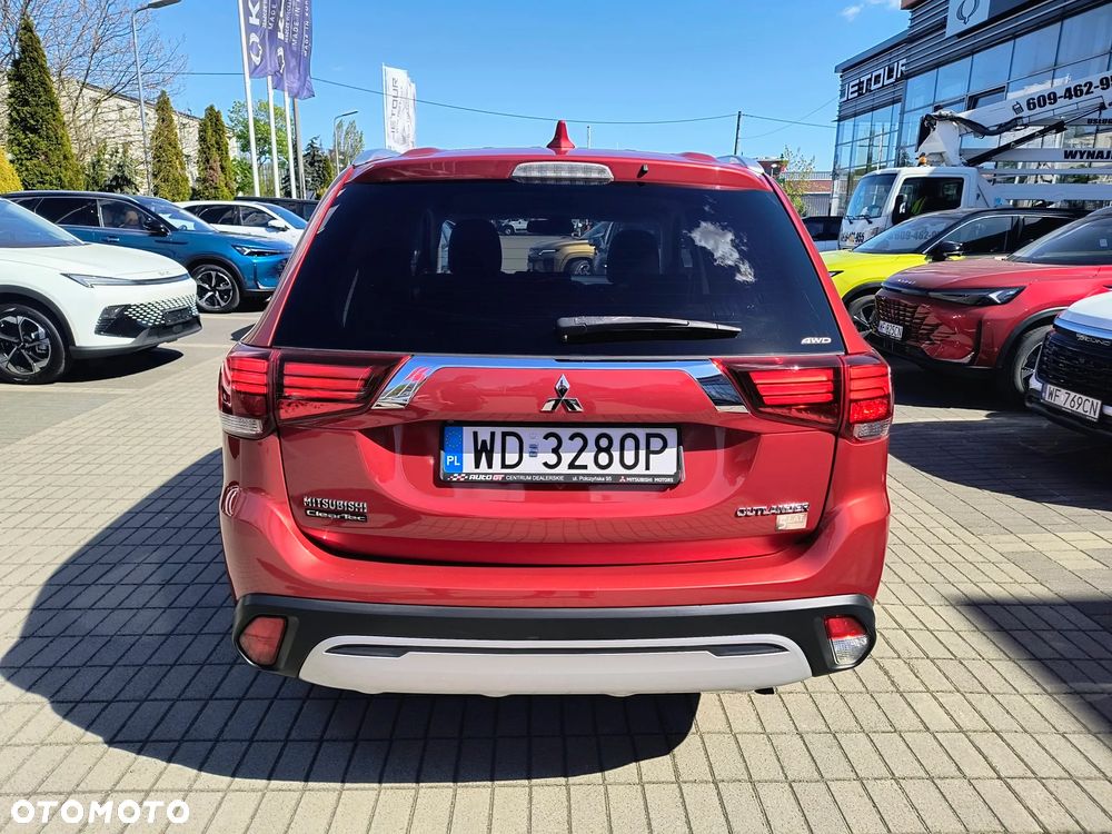 Mitsubishi Outlander 2.0 Intense + 4WD CVT - 2