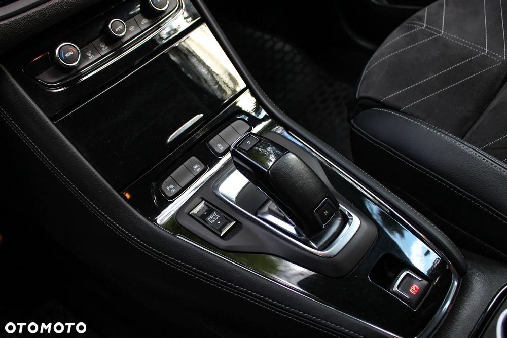 Opel Grandland 1.2 T Edition S&S - 19