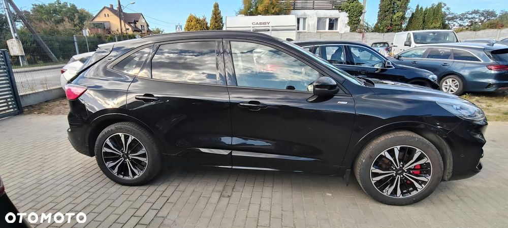 Ford Kuga - 24