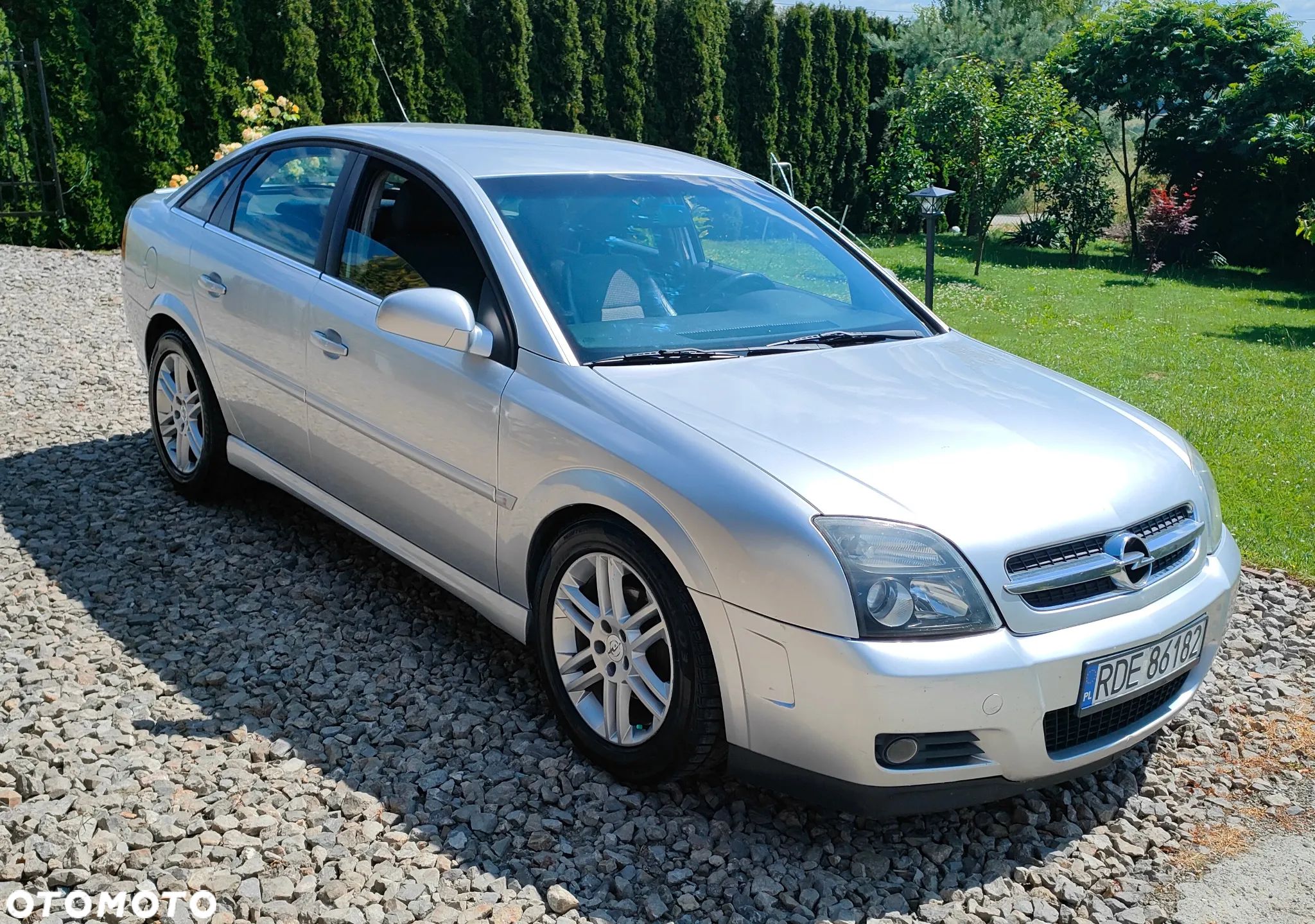 Opel Vectra GTS 2.2 DTI - 1