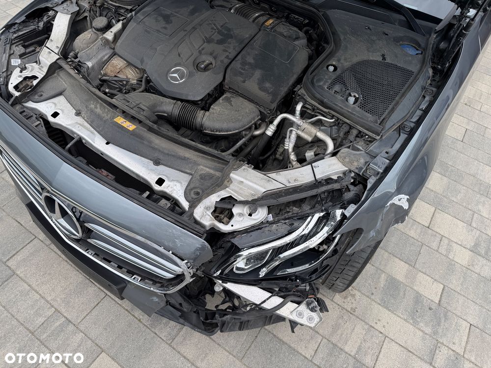 Mercedes-Benz Klasa E 200 d 9G-TRONIC AMG Line - 39
