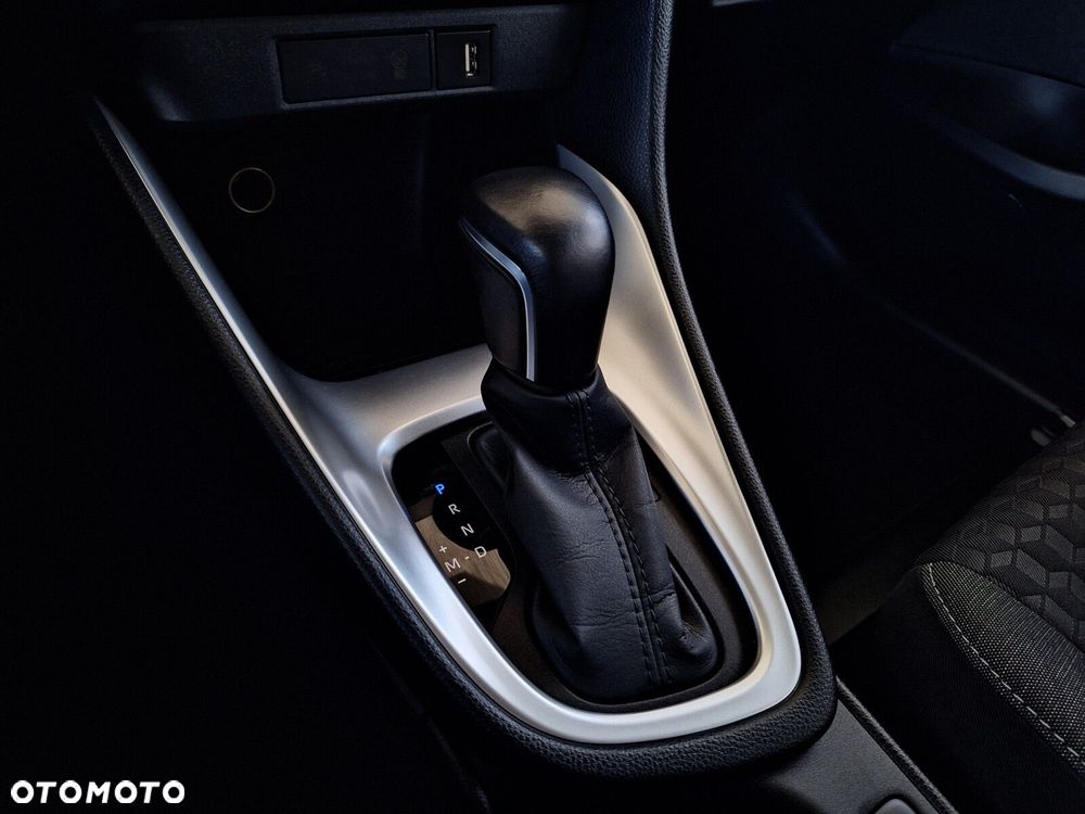 Toyota Yaris 1.5 Comfort CVT - 24
