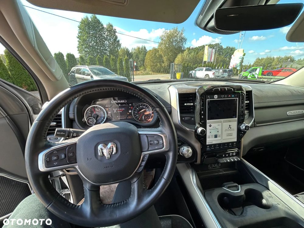 RAM 1500 Crew Cab Longbed Laramie - 14