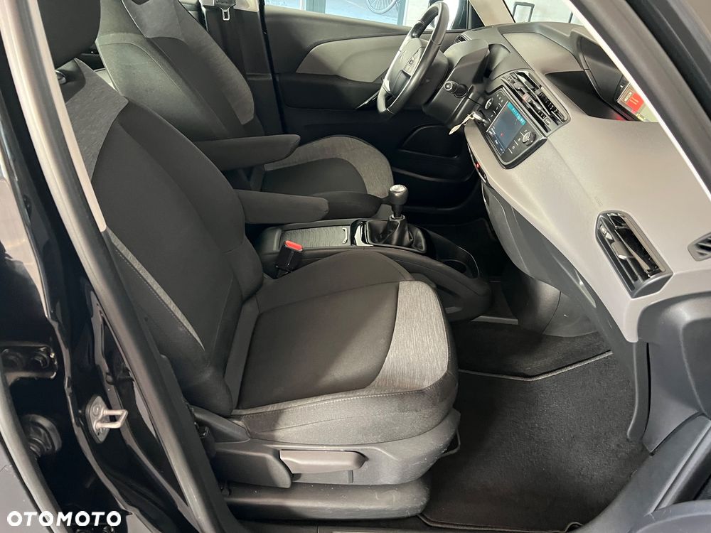 Citroën C4 Grand Picasso - 26