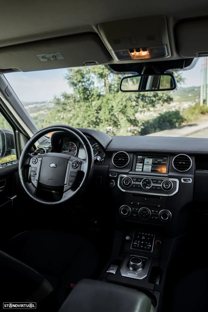 Land Rover Discovery TD V6 SE - 24