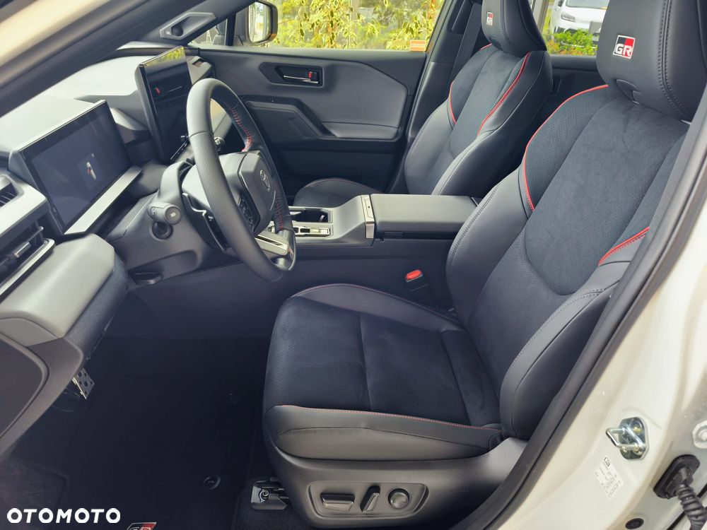 Toyota RAV4 2.5 Hybrid Dynamic Force GR Sport 4x4 e-CVT - 9