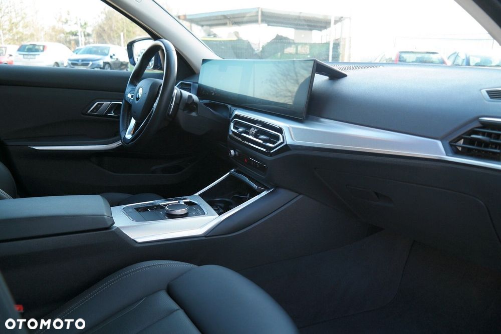 BMW Seria 3 - 12