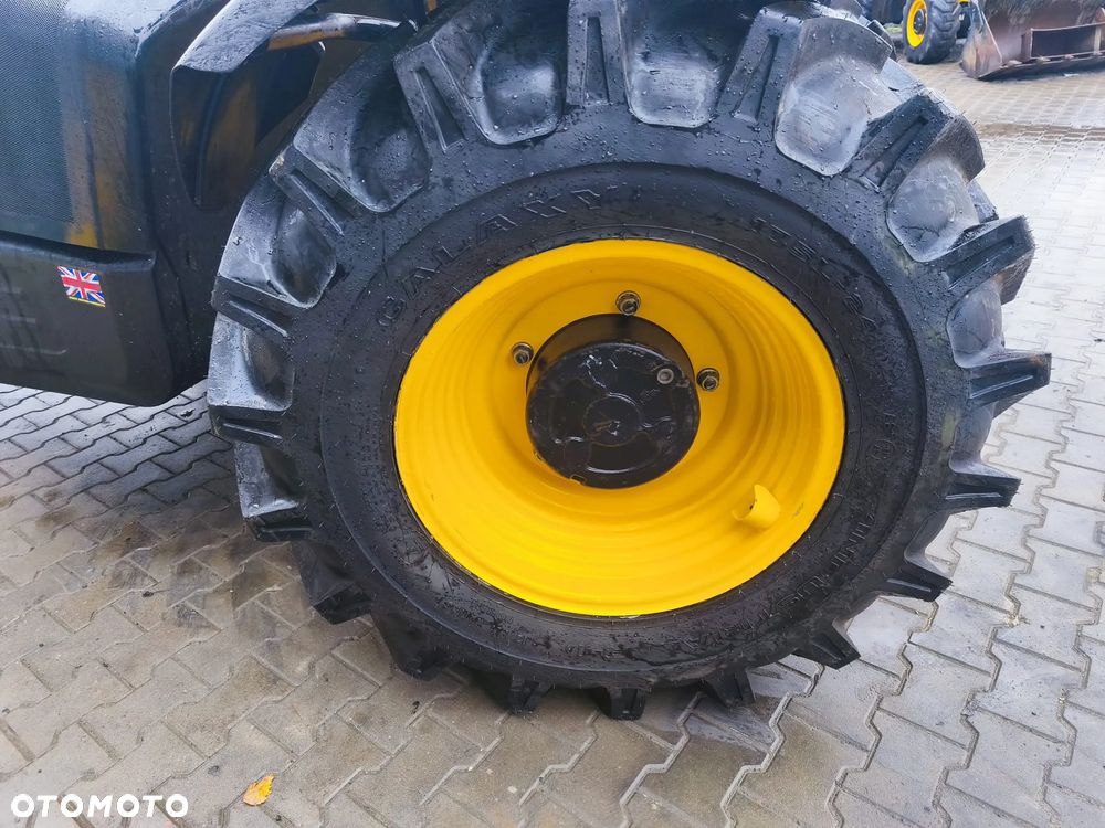 JCB 541-70 - 14