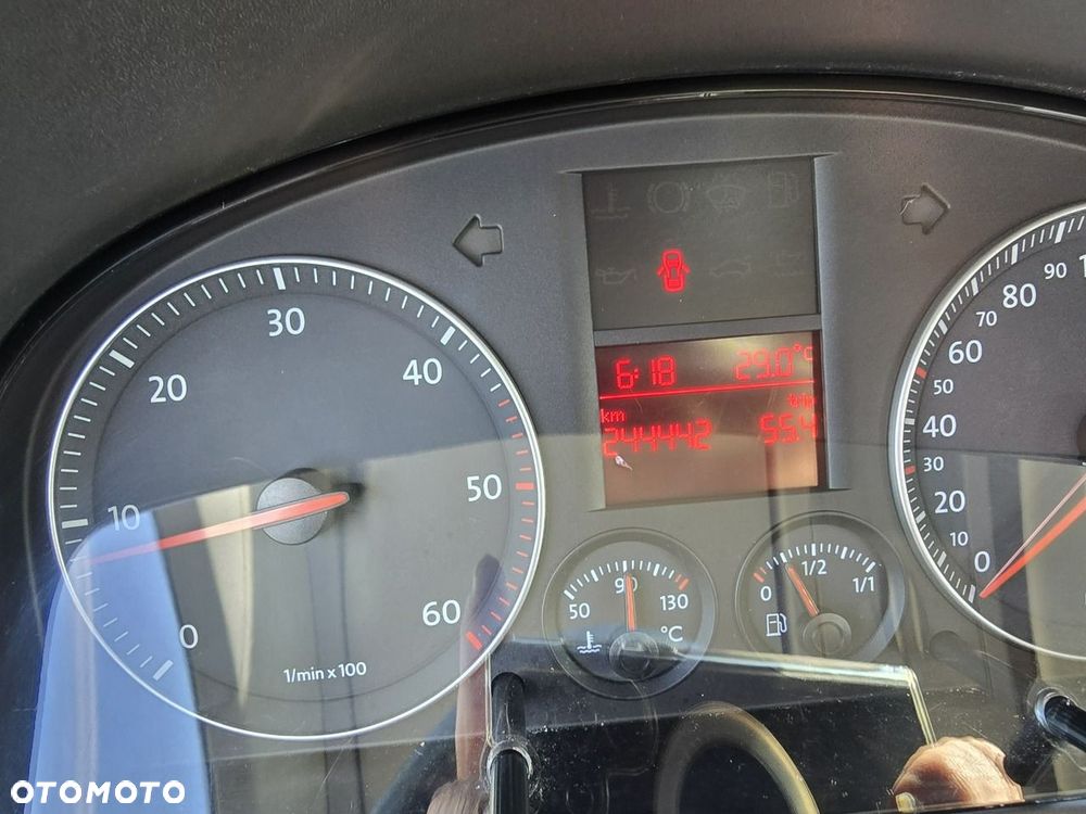 Volkswagen Caddy - 26