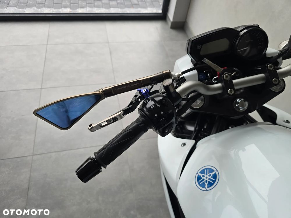 Yamaha XJ - 23