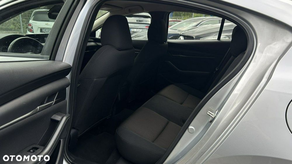 Mazda 3 - 9