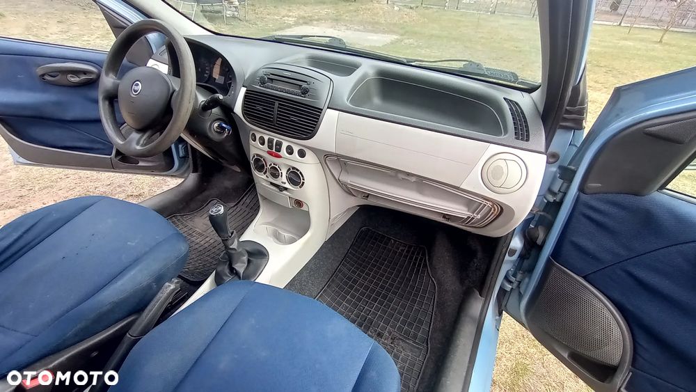 Fiat Punto 1.3 Multijet - 11