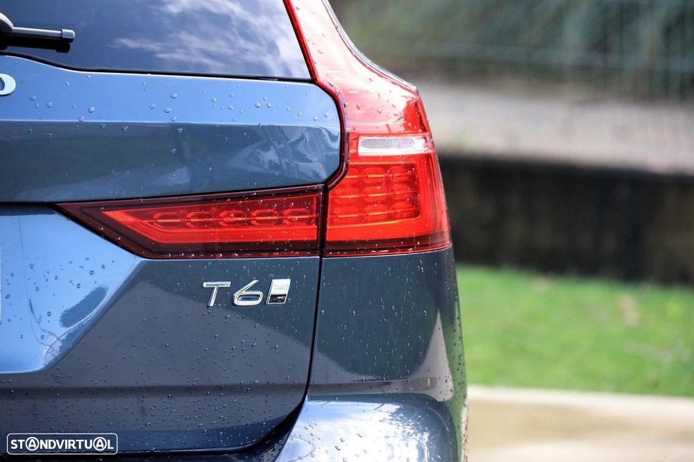 Volvo V60 2.0 T6 AWD TE Core - 33