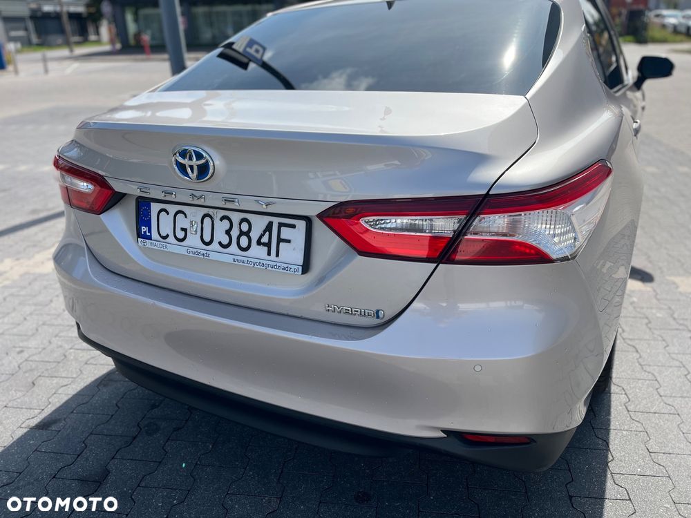 Toyota Camry 2.5 Hybrid Comfort CVT - 5