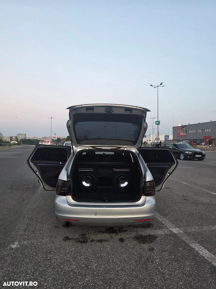 Volkswagen Golf - 4