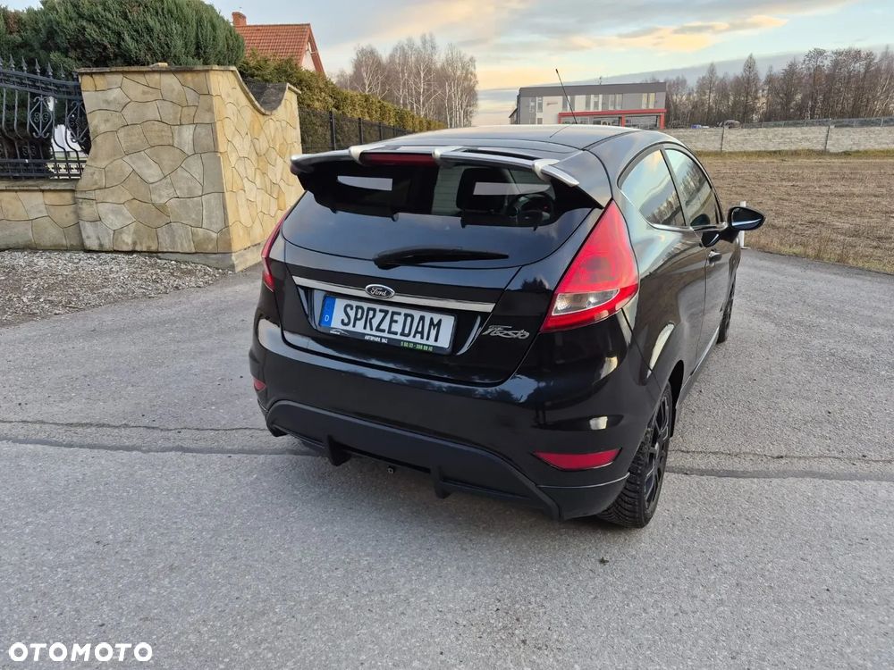 Ford Fiesta 1.25 Platinium X - 14