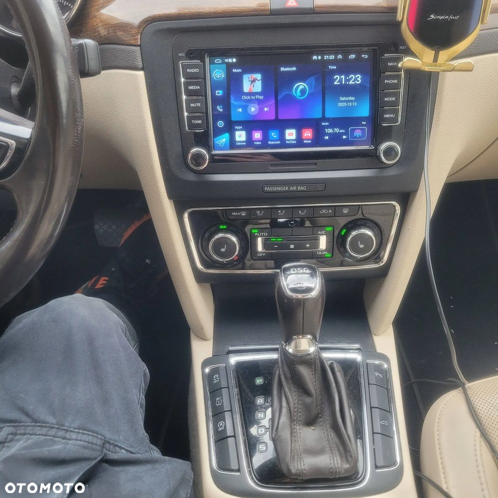 Skoda Superb 2.0 TDI L&K DSG - 8