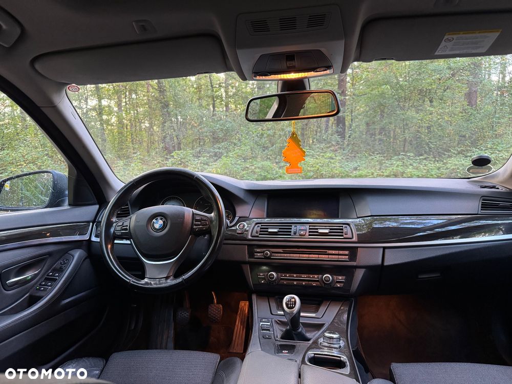 BMW Seria 5 - 12