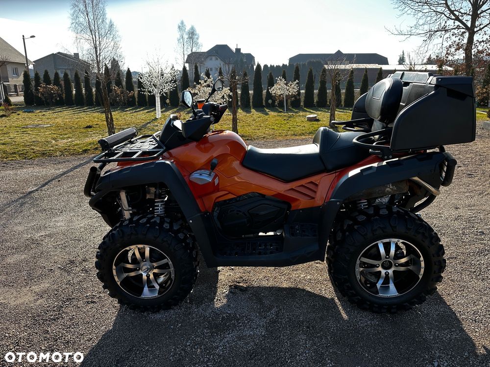 CFMoto CForce - 8