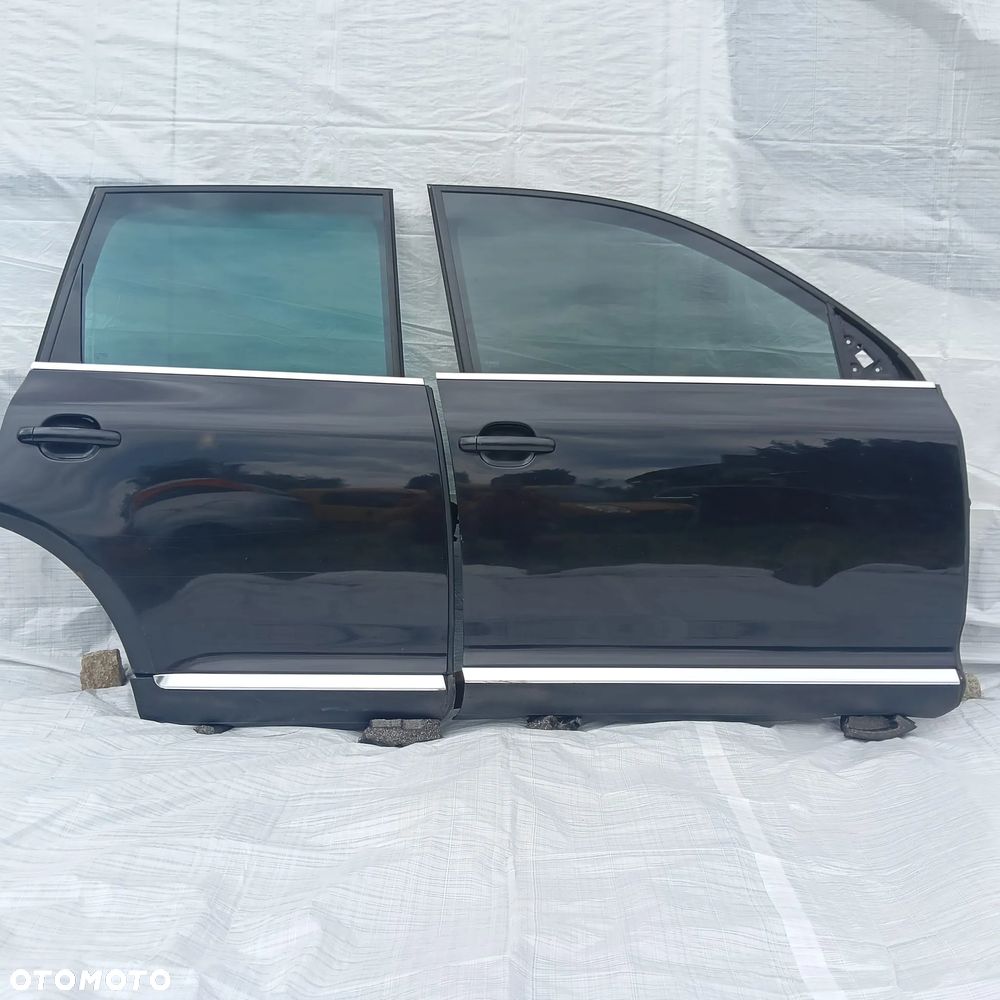 VOLKSWAGEN TOUAREG I DRZWI PRAWE PRAWY LC9Z PRZÓD PRZEDNIE EUROPA PRZEDLIFT