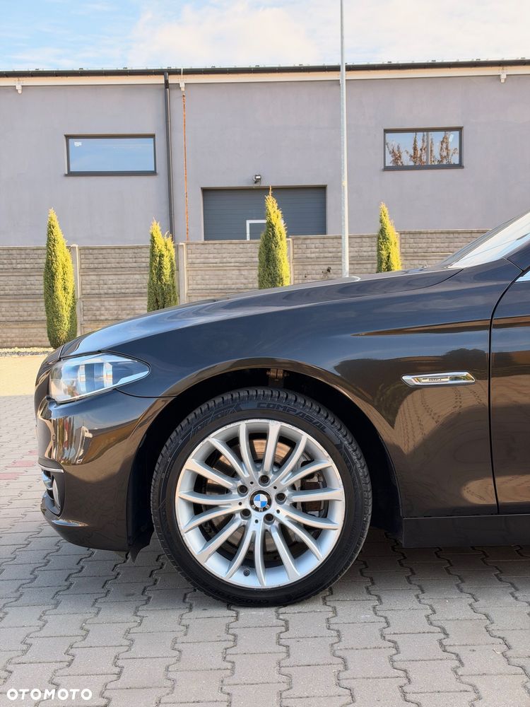 BMW Seria 5 530d xDrive Luxury Line - 16