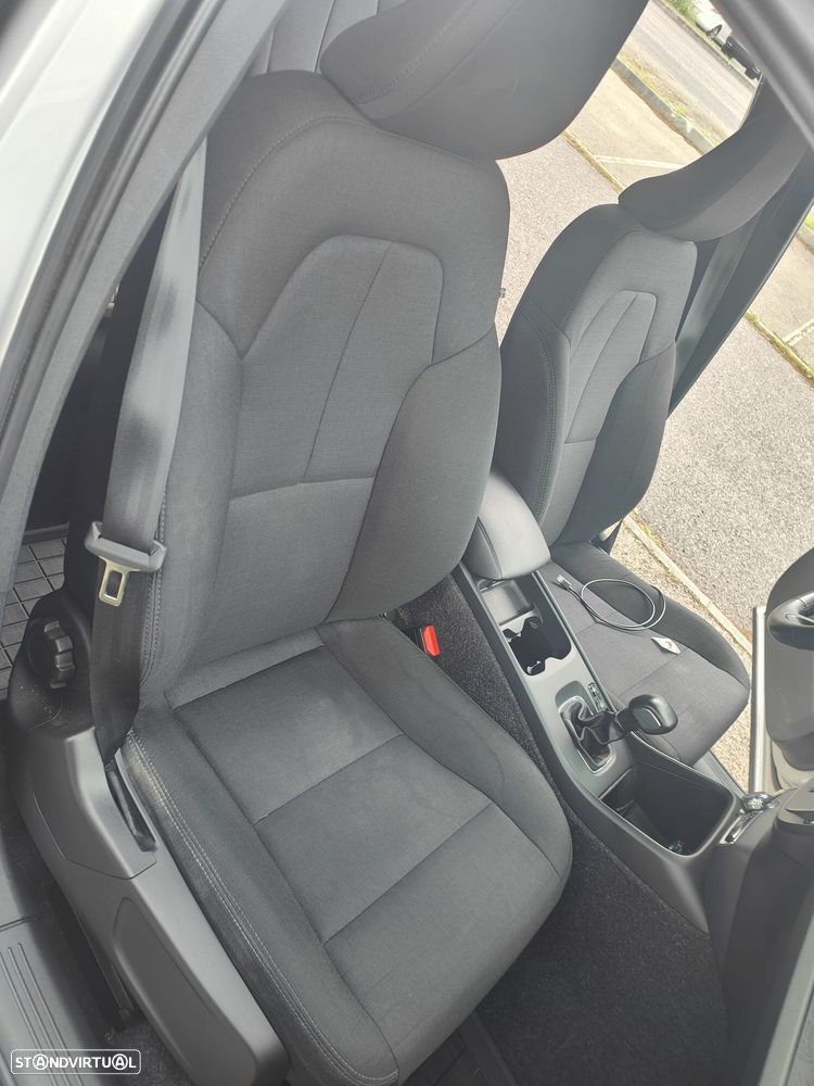 Volvo XC 40 1.5 T3 Tech Edition - 14
