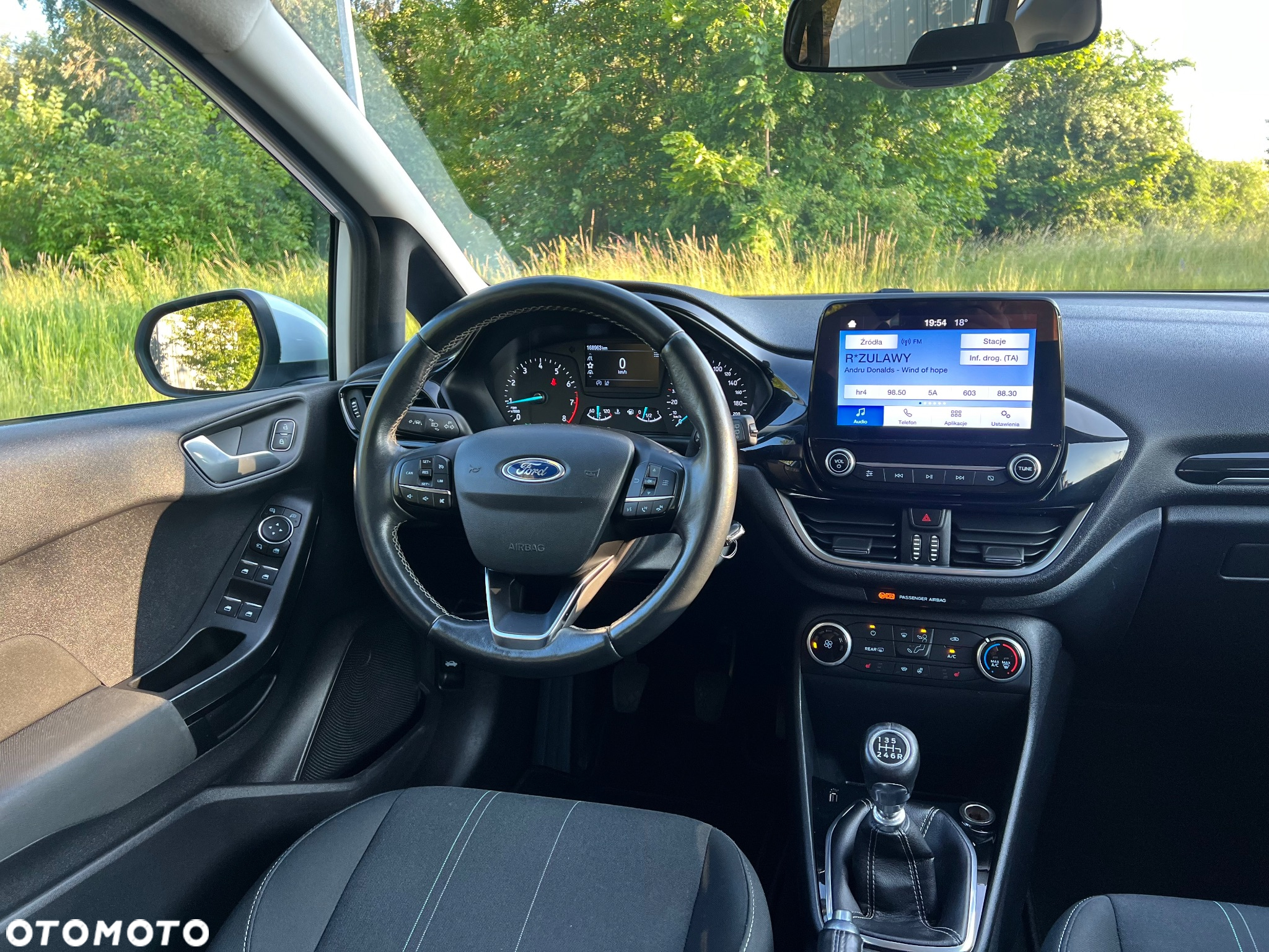 Ford Fiesta 1.0 EcoBoost S&S COOL&CONNECT - 21