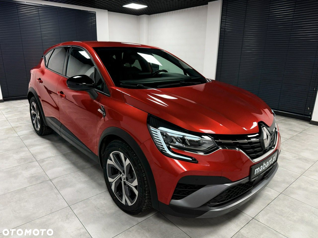 Renault Captur TCe Mild Hybrid 140 GPF TECHNO FAST TRACK - 6