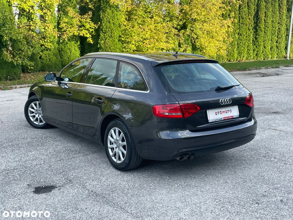 Audi A4 Avant 2.0 TDI ultra - 23