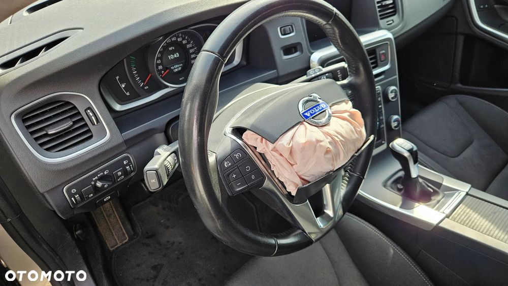 Volvo V60 - 23
