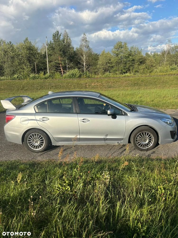 Subaru Impreza 2.0i Lineartronic Comfort - 8