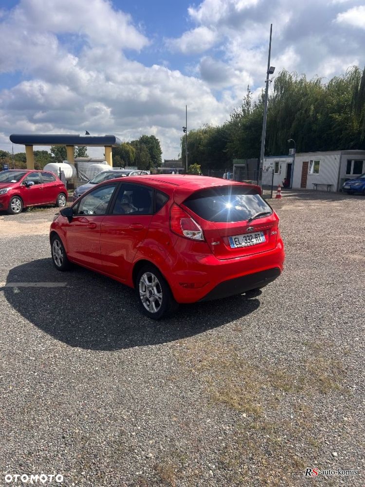 Ford Fiesta - 30
