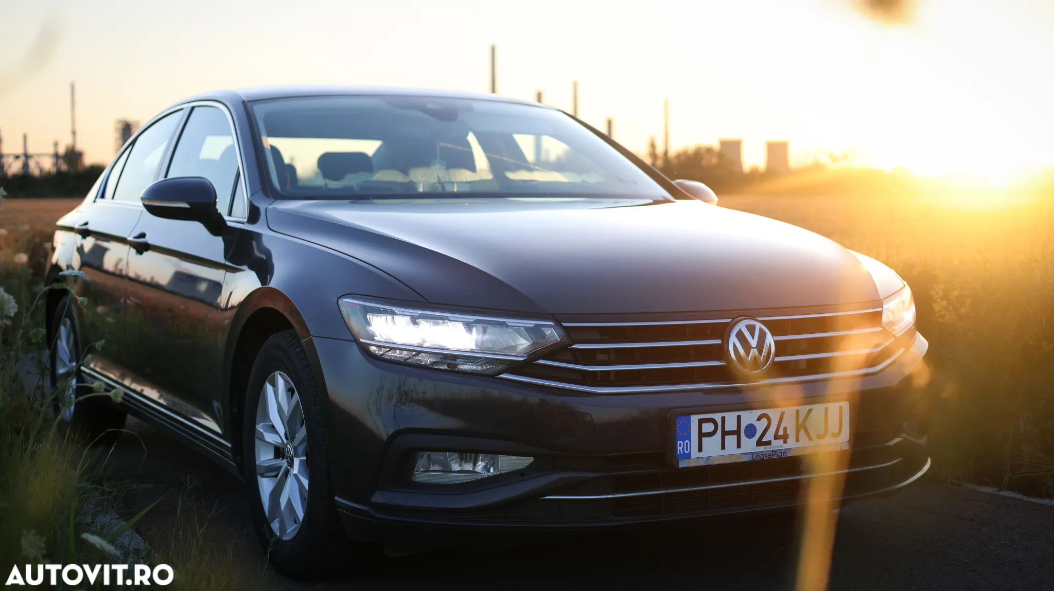 Volkswagen Passat 1.5 TSI ACT DSG Comfortline - 2