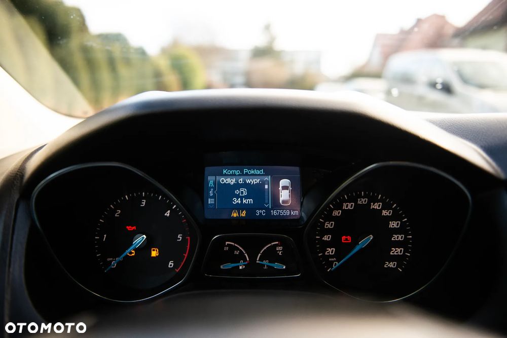 Ford Focus 2.0 TDCi DPF Style+ - 32